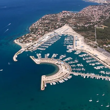 In With Sea View, Balcony, Air Conditioning, Wi-fi Appartement