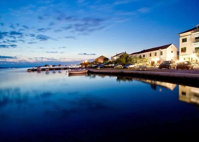 In With Sea View, Balcony, Air Conditioning, Wi-fi Appartamento *